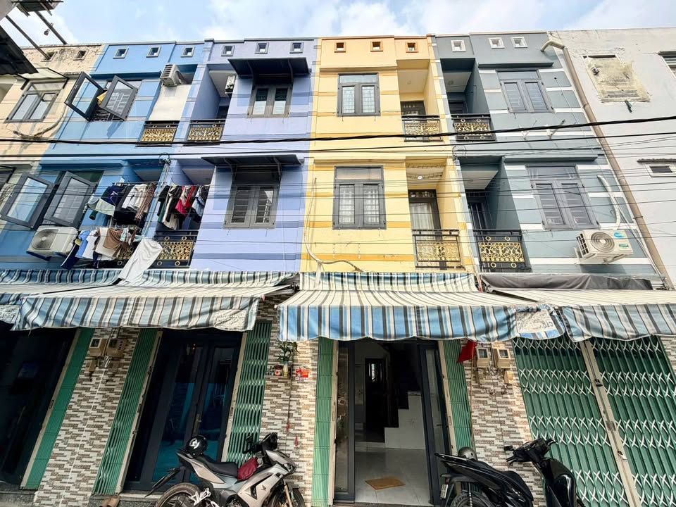 Nhà phố Thạnh Lộc, Quận 12 - 21m² giá 1.38 tỷ - Chính chủ, sổ hồng đầy đủ!