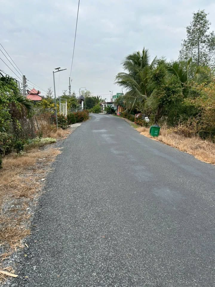 Đất nền xã Mỹ Thành Bắc, Cai Lậy 200m² giá 2 tỷ - Đầu tư sinh lời hấp dẫn!