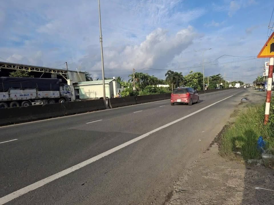 Đất nền mặt tiền Quốc lộ 1A, Phường Nhị Mỹ, 1,895m² giá 6,9 tỷ - Cơ hội đầu tư tuyệt vời!