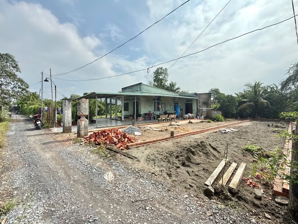 Đất nền xã Mỹ Lộc, huyện Cần Giuộc, 100m² giá chỉ 700 triệu - Đầu tư sinh lời hấp dẫn!