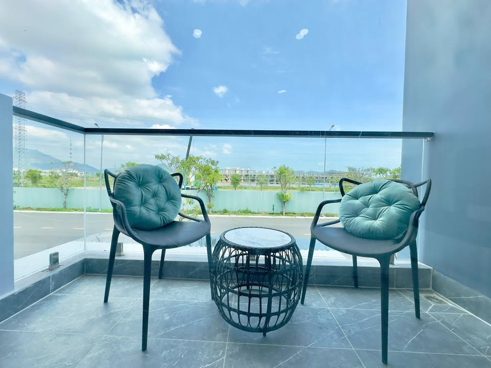 Cho thuê nhà nguyên căn 3 tầng Mỹ Gia 230m² giá 36 triệu - Nội thất sang trọng, phù hợp nghỉ dưỡng!