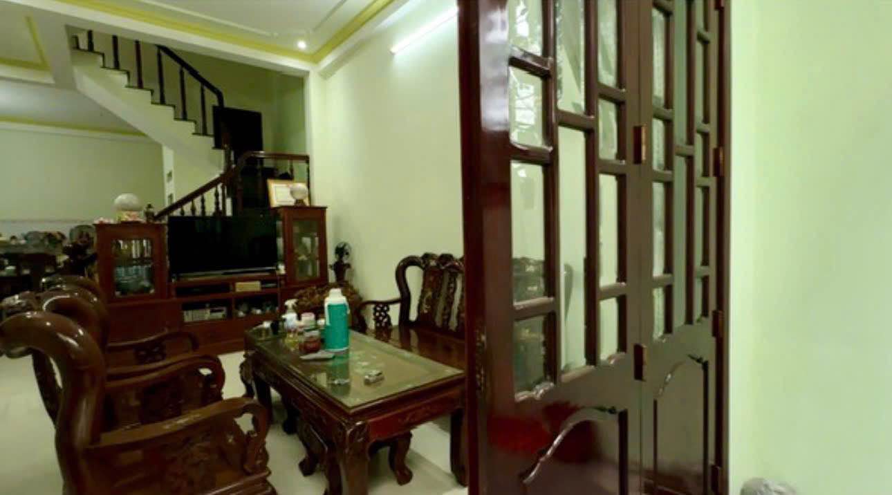 Nhà 2 Tầng 1 Tum Phường Phước Long Nha Trang 64.8m² giá 5.3 tỷ - Thiết kế hiện đại, nhà đẹp!