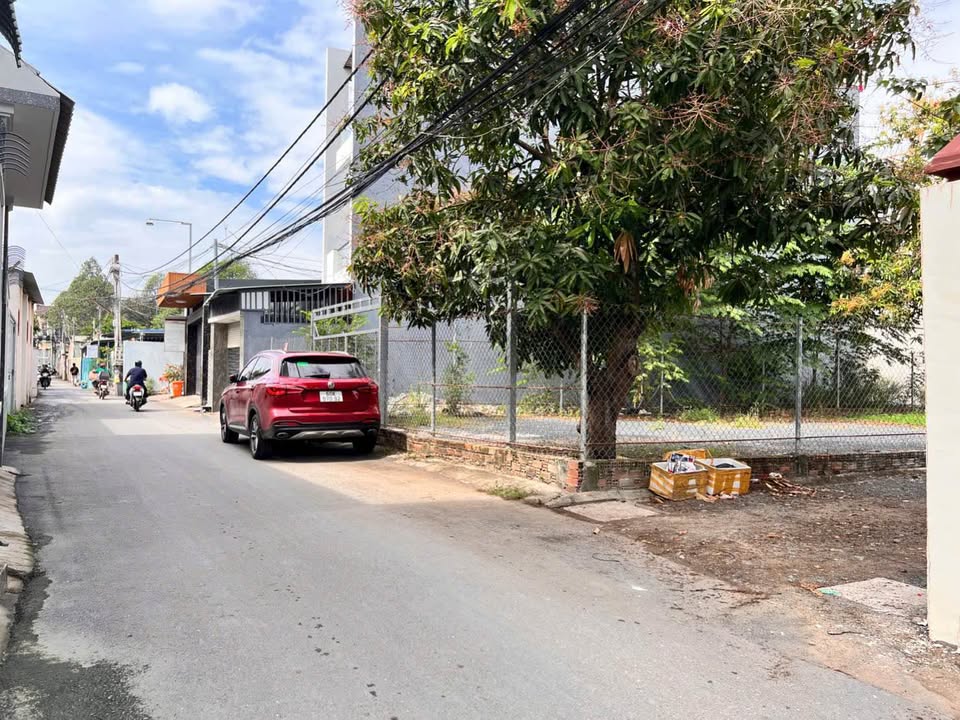 Đất thổ cư 65m² tại Aeon Hiệp Hòa - Giá chỉ 3,1 tỷ - Đường xe hơi thuận tiện!