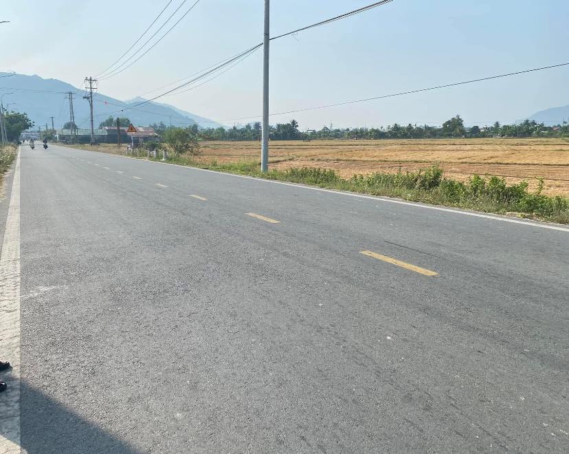 Đất nông nghiệp xã Suối Cát 958m² giá 170 triệu - Đầu tư sinh lời ngay!