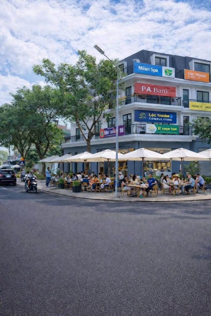 Nhà phố góc 2 mặt tiền Tôn Đức Thắng EcoCity 198m² giá 22.5 tỷ - Đầu tư sinh lời ngay!