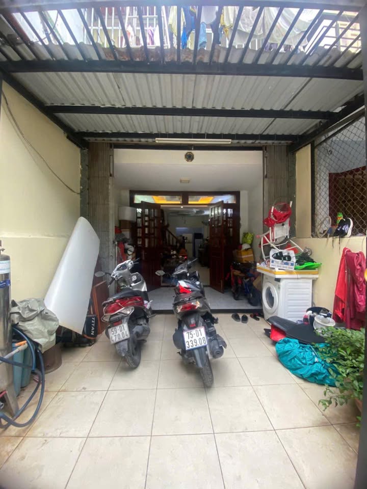 Nhà Phạm Văn Bạch, Tân Bình 74m² giá 7.8 tỷ - Tặng nội thất cao cấp, dọn vào ở ngay!