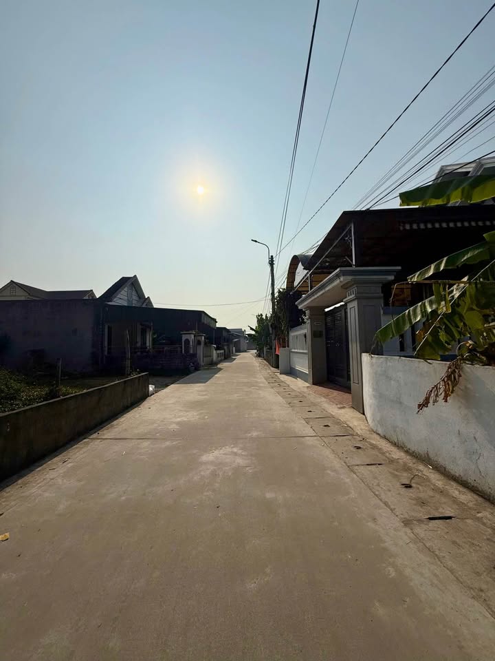 Đất phố Quyết Thắng, Quảng Phú, TP Thanh Hóa 95m² giá 1.2 tỷ - Đường ô tô thông thoáng!