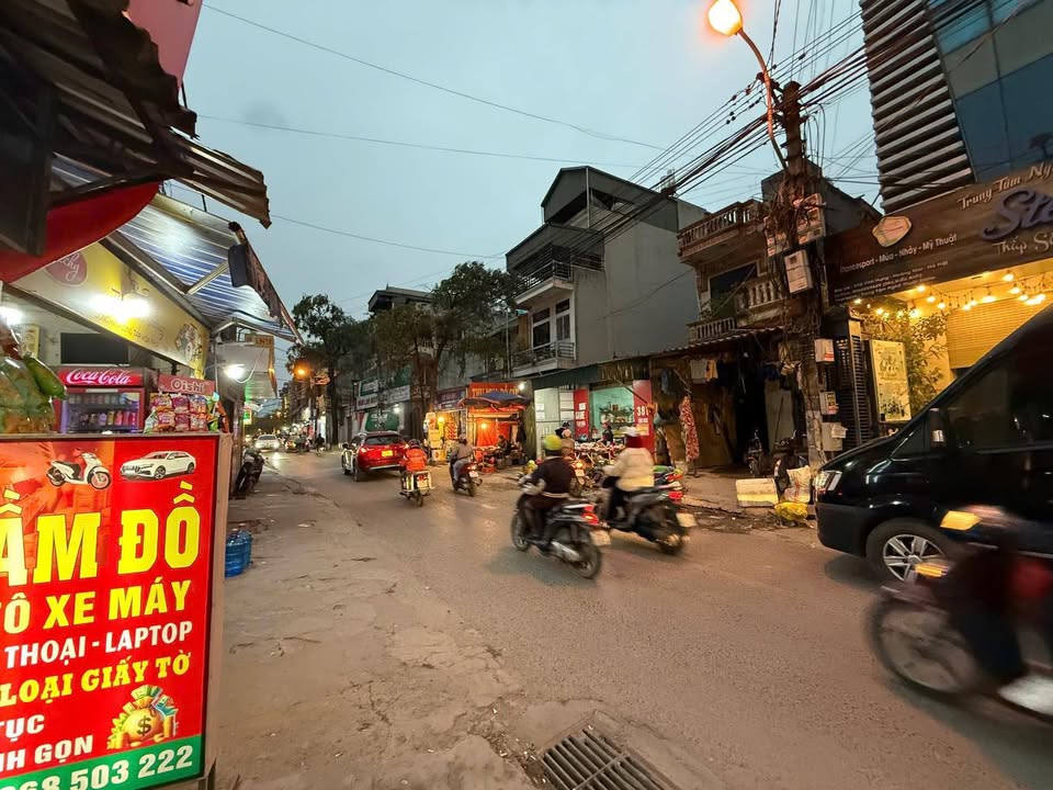 Bán nhà mặt phố Vĩnh Hưng, Hoàng Mai 50m² giá 14.5 tỷ - Kinh doanh sầm uất!
