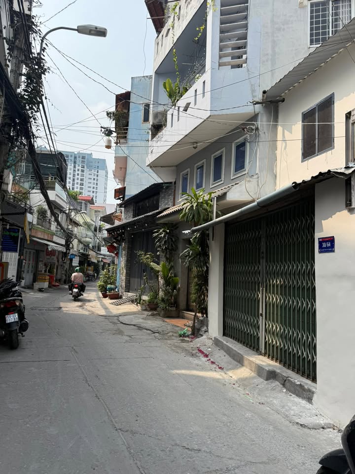 Nhà mặt tiền đường Lâm Văn Bền, Quận 7, 35m² giá 1.75 tỷ - Kinh doanh thuận lợi!