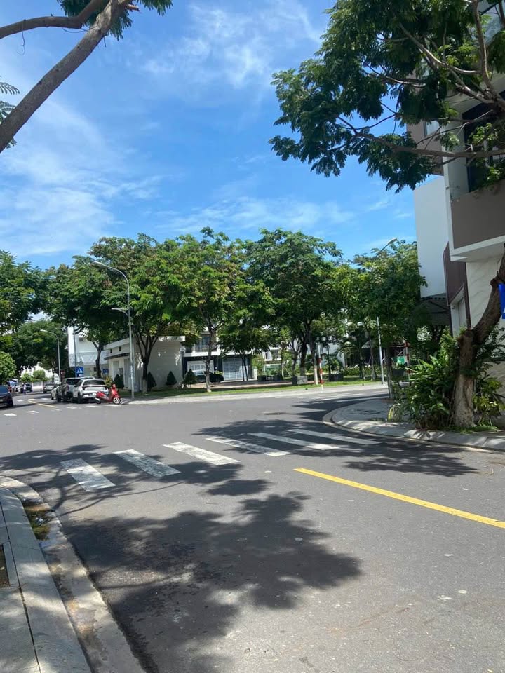 Đất nền 75m² khu đô thị VCN Phước Long 1 - Giá 6.6 tỷ - Gần công viên