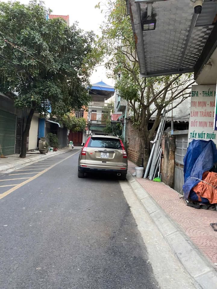 Đất thị trấn Liên Quan 40m² giá nhỉnh 2.XXX tỷ - Kinh doanh thuận lợi, ô tô đỗ cửa!