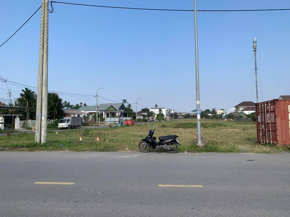 Đất nền KDC Hoàng Diệu, Phường Đông Ba, 196m², Giá 1.05 tỷ - Đầu tư sinh lời!