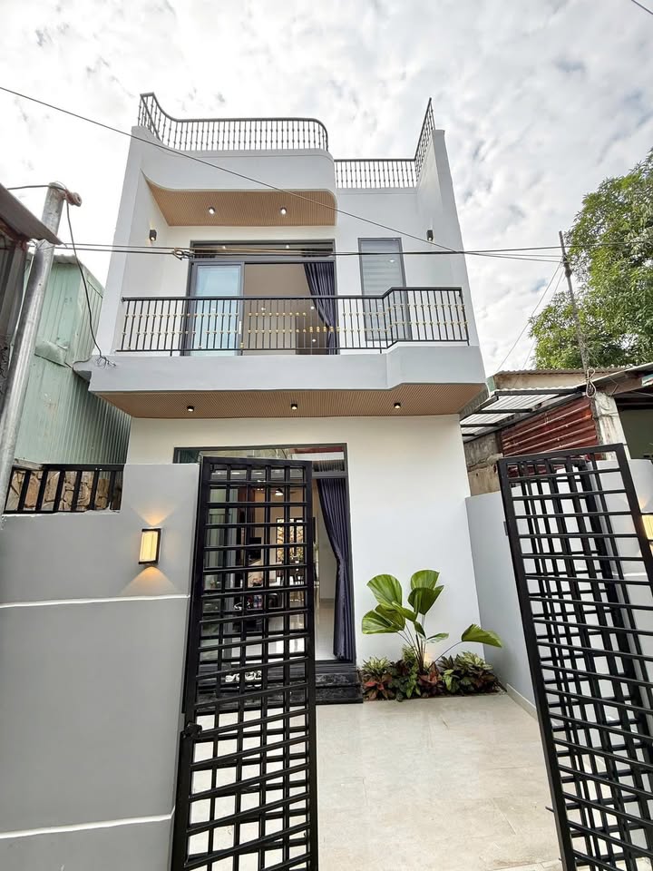 Nhà 2 Tầng Kiệt Nguyễn Phước Nguyên 77m² giá 5.55 tỷ - Full nội thất, sẵn sàng ở ngay!