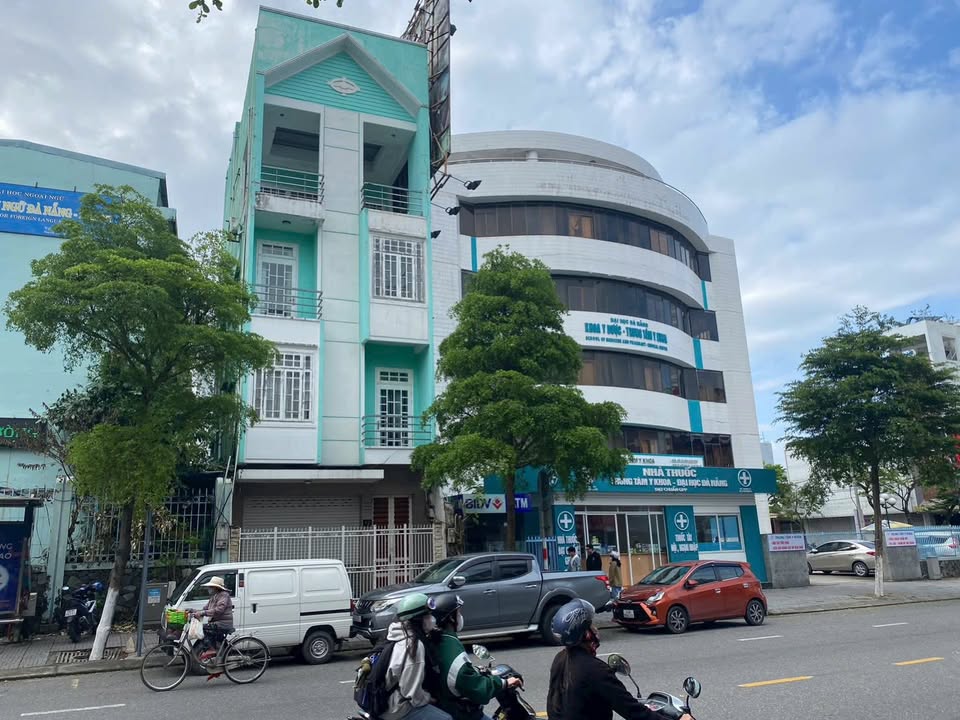 Nhà 4 tầng tại 43 Lê Duẩn, Đà Nẵng, 78m² - Vị trí trung tâm, kinh doanh sầm uất!