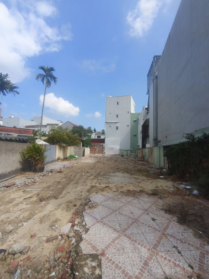 Đất mặt tiền Phạm Như Tăng, Đà Nẵng 300m² giá 16.8 tỷ - Đầu tư sinh lời ngay!