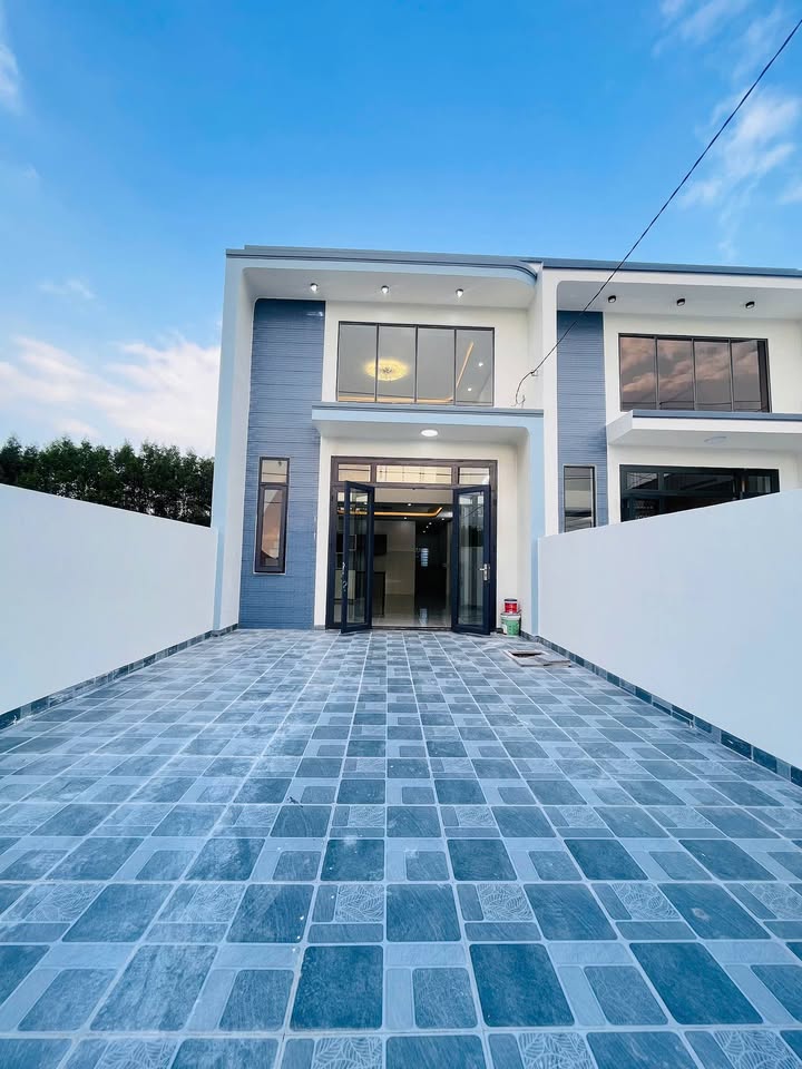 Nhà mới mặt tiền đường Tân Triều 107m² giá 1.76 tỷ - Thiết kế hiện đại, vào ở ngay!