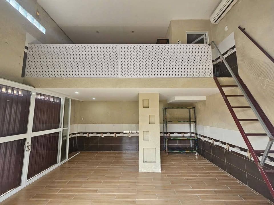 Dãy trọ 4 phòng mặt tiền Tạ Thị Phi 111.4m² giá 2.79 tỷ - Đầu tư sinh lời ngay!