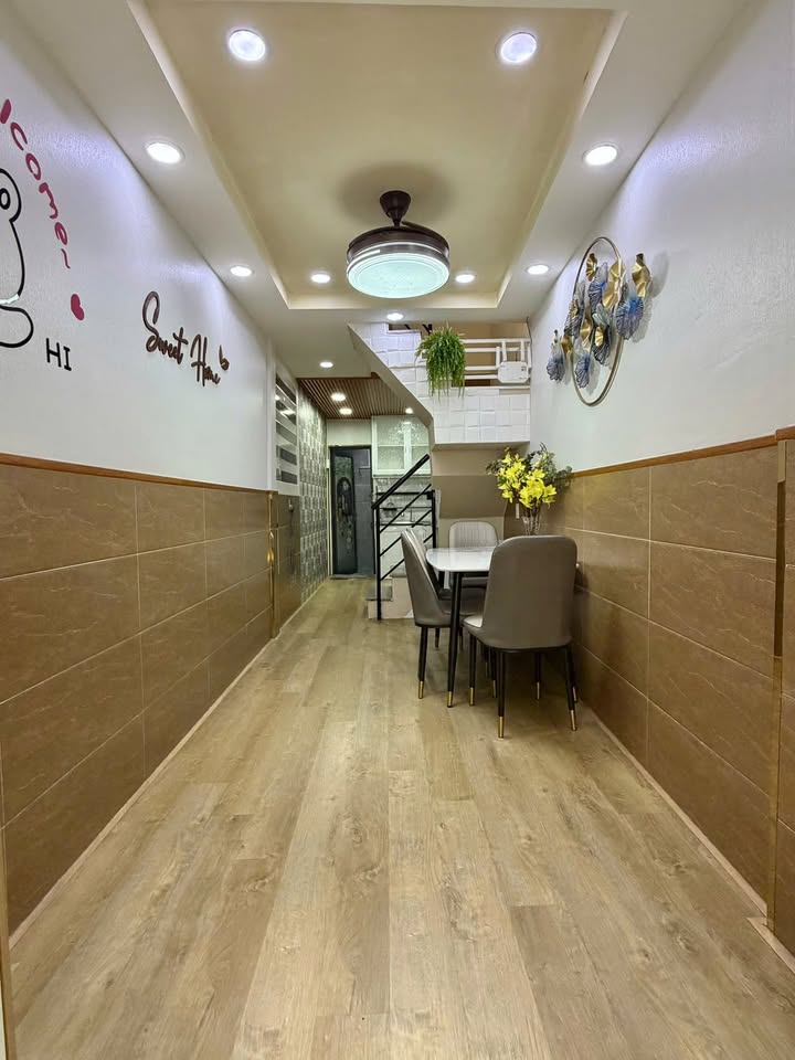 Nhà cho thuê hẻm nhánh Đinh Tiên Hoàng, Quận Ninh Kiều 3PN giá 6.5 triệu - Nội thất cơ bản, vào ở ngay!