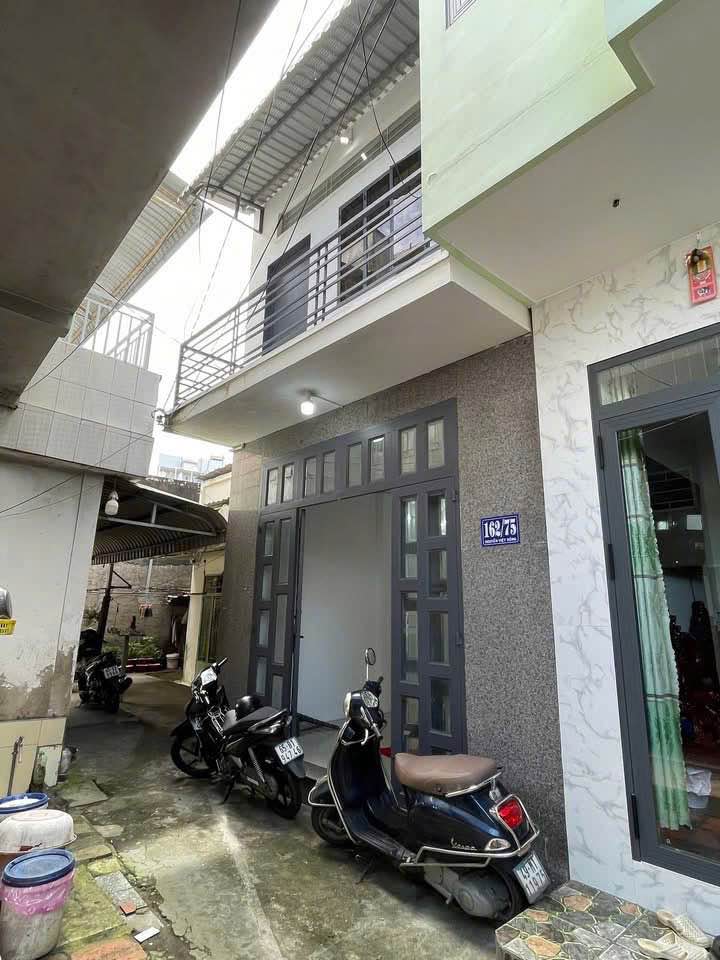 Nhà trệt lầu hẻm Lý Tự Trọng, Quận Ninh Kiều, 37m² chỉ 1.55 tỷ - Chính chủ bán gấp!