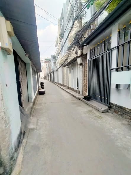 Nhà riêng 141 Tám Danh, Quận 8, 51m² chỉ 5.4 tỷ - Giá tốt bất ngờ!