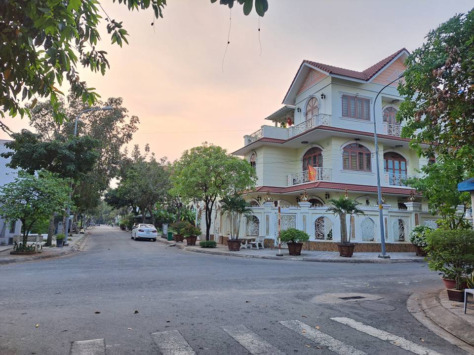 Townhouse River Park Phước Long B 161m² giá 21.5 tỷ - Nhà góc 2 mặt tiền cực hiếm!