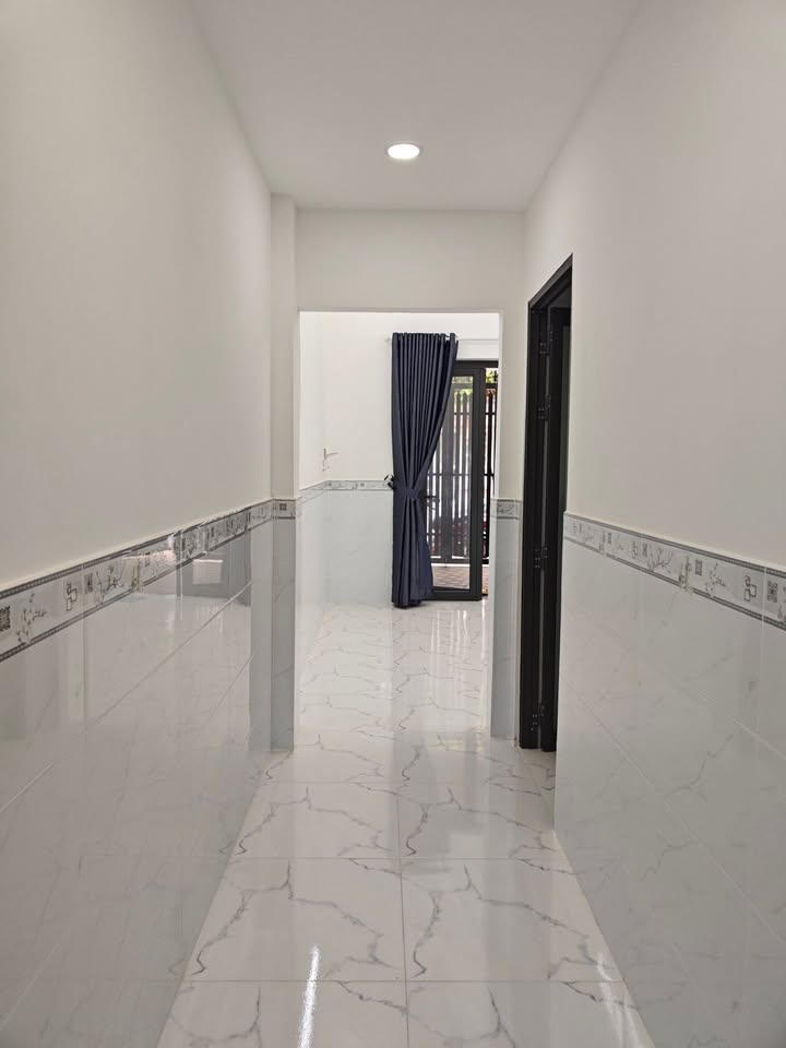 Nhà mặt tiền Q2, Thủ Đức 62m² giá 6.8 tỷ - Vị trí kinh doanh sầm uất!