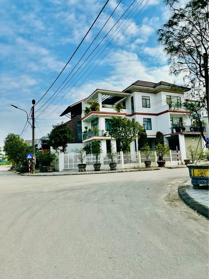 Đất KQH Bàu Vá, Lê Gia Đỉnh 110m² giá 3.9 tỷ - Đường rộng 17m, sẵn sàng đầu tư!