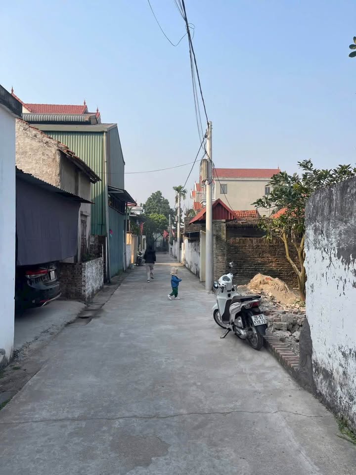 Đất nền chính chủ tại Đan Phượng 42,1m² - Giá đầu tư 3,1 tỷ, vị trí vàng gần chợ!