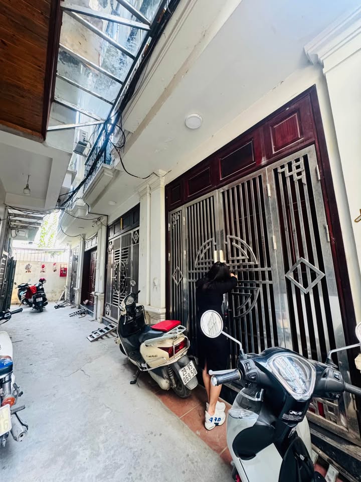 Nhà riêng Hoài Đức 33m² giá 6.8 tỷ - Thiết kế hiện đại, ô tô vào tận nơi!