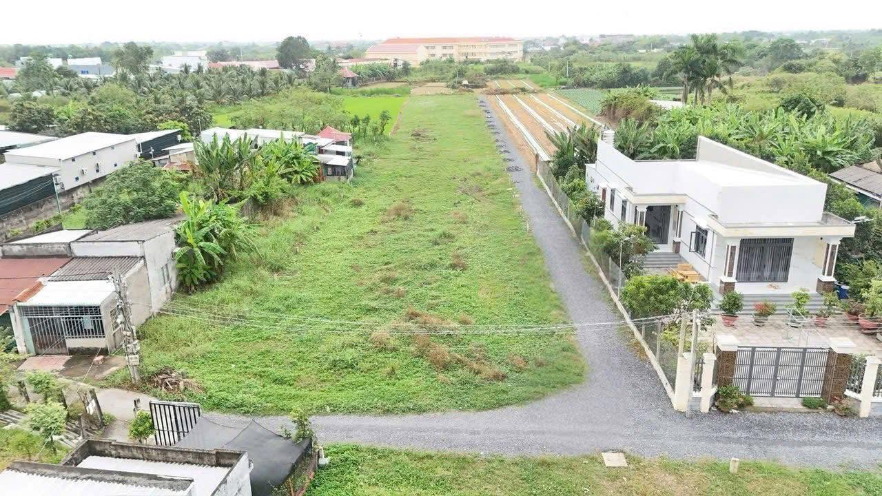 Đất nền đẹp Gò Công 108m² giá 550 triệu - Sổ hồng chính chủ, thương lượng ngay!
