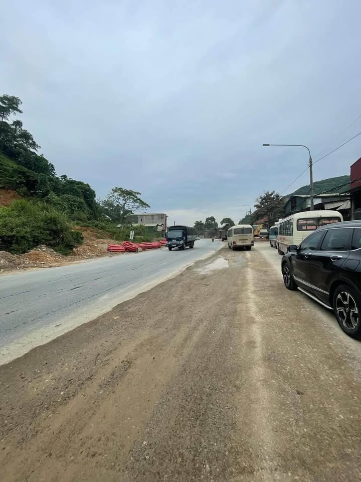 Đất thổ cư Cầu Mè - Quốc lộ Vị Xuyên 250m² giá 2.5 tỷ - Đầu tư sinh lời hấp dẫn!