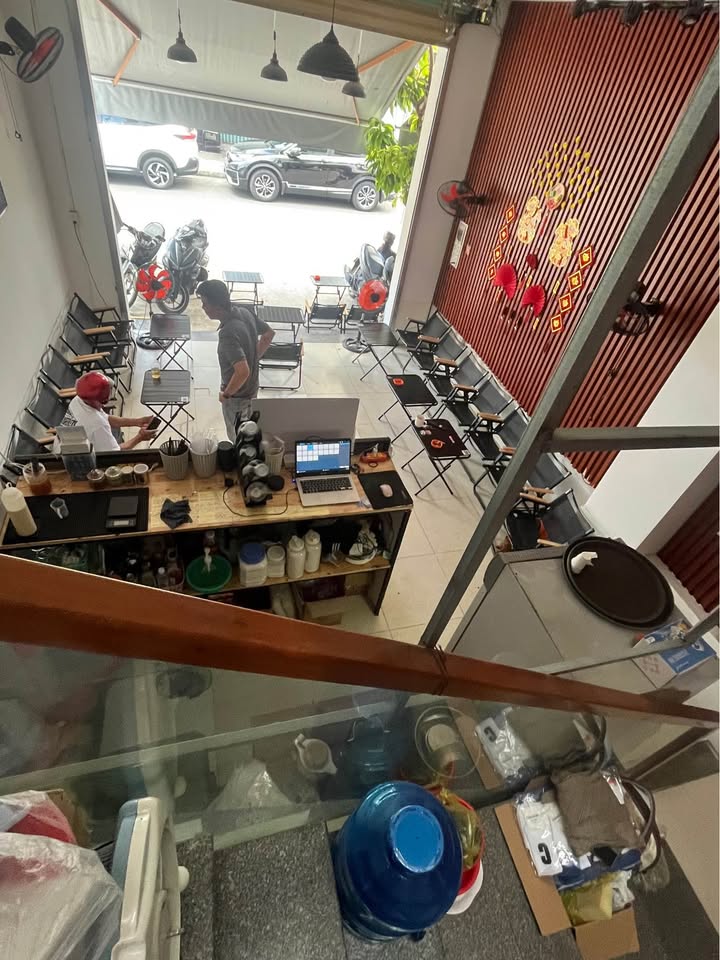 Shophouse cho thuê Bàn Cờ 40m² giá 9 triệu - Sang quán cafe trọn gói, không thương lượng!