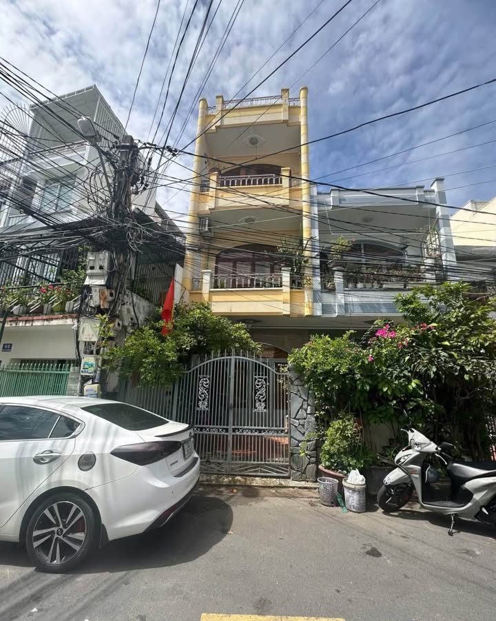 Nhà mặt tiền Đường Đô Lương, Nha Trang 67m² giá 6.2 tỷ - Khu trung tâm sầm uất!
