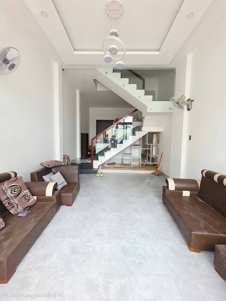 Bán Nhà 3 Tầng Hà Thanh 2 Quy Nhơn 40m² giá 3.x tỷ - Sổ hồng chính chủ!