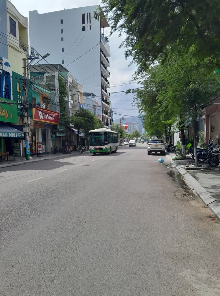 Nhà mặt tiền đường Trần Cao Vân, Quy Nhơn 36m² giá 4.6 tỷ - Chính chủ bán gấp!