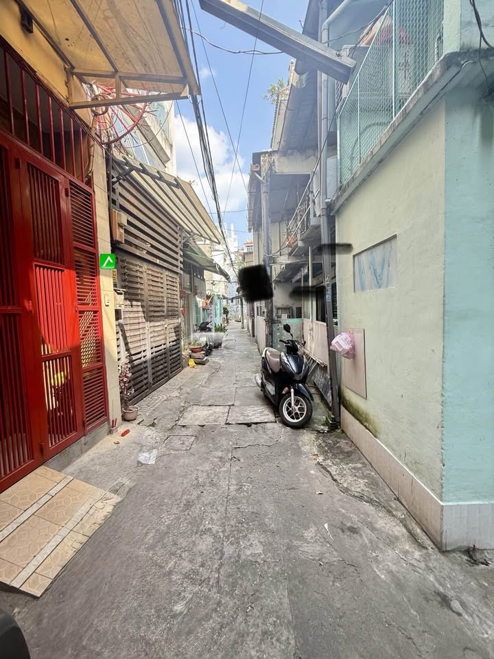 Nhà phố Nguyễn Chí Thanh, Quận 5, 22m² chỉ 3.1 tỷ - Bán gấp!