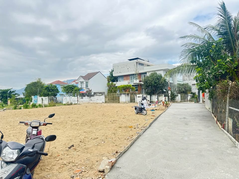 Đất Cầu Bè Nha Trang 127,5m² giá 3,5 tỷ - Đường bê tông 5-6m, bớt cho khách thiện chí!