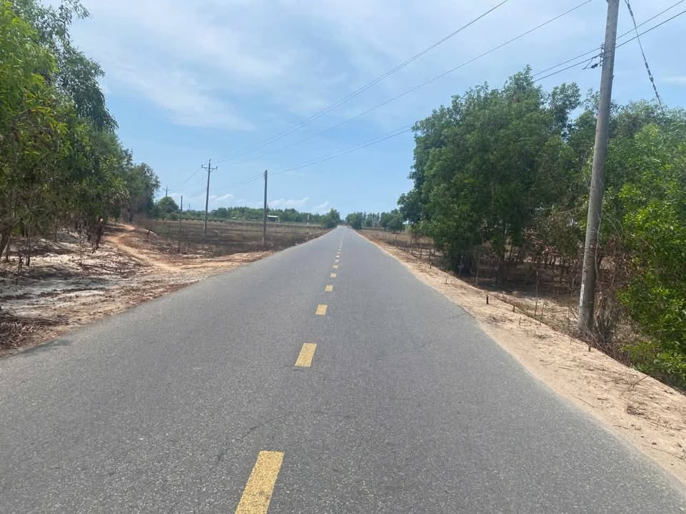 Lô đất mặt tiền Lê Quang Định, 3050m² giá 137.7 tỷ - Cơ hội đầu tư hấp dẫn!