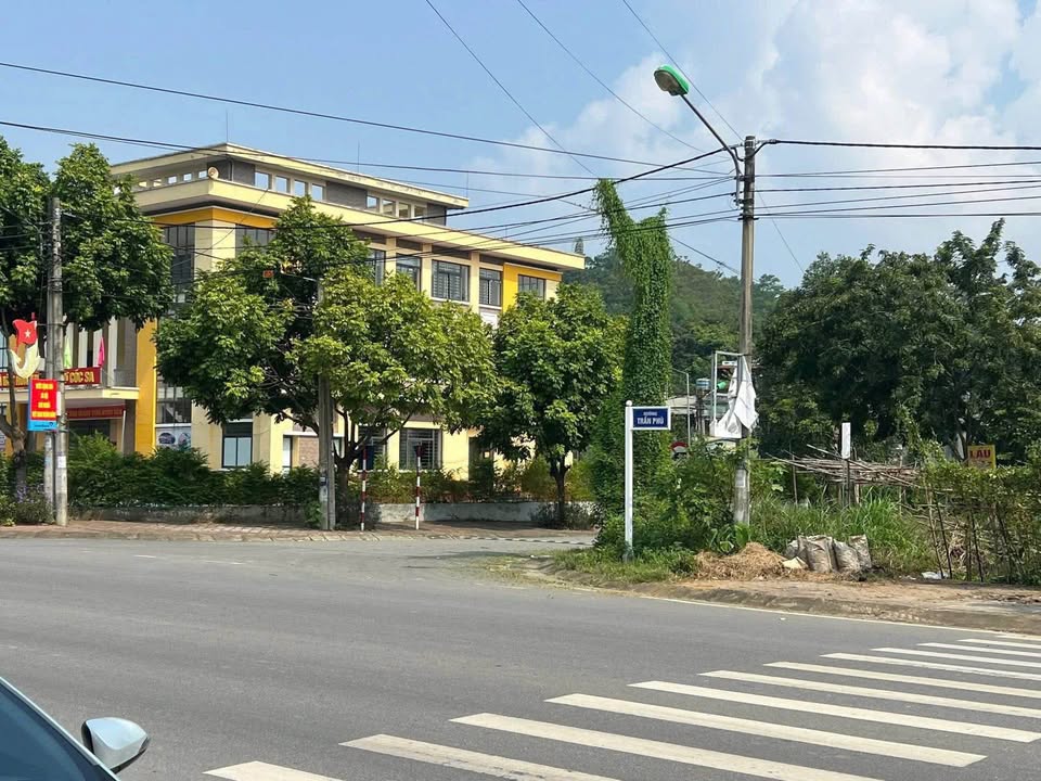 Đất B3-B4 Trần Phú, Lào Cai 100m² giá 3.6 tỷ - Cơ hội đầu tư tuyệt vời!