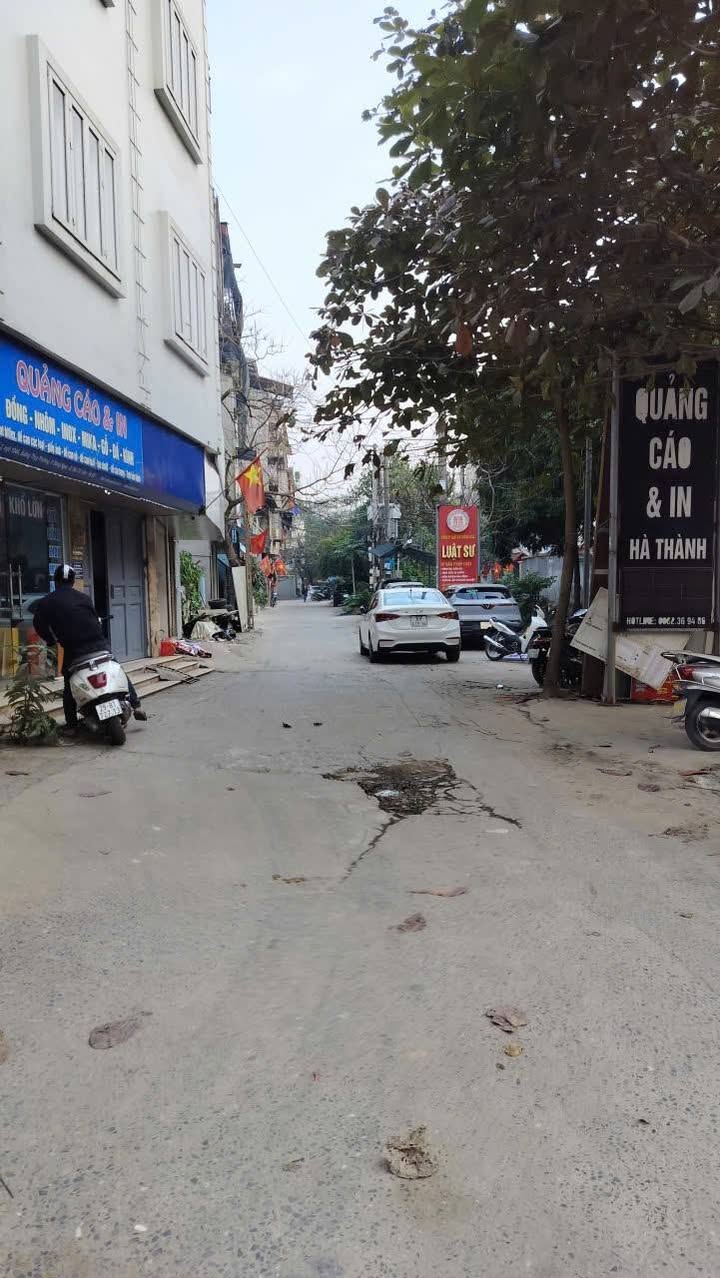 Nhà riêng Phường Đông Ngạc, Quận Bắc Từ Liêm 42m² - Sổ đỏ vuông vắn, giá thương lượng hấp dẫn!