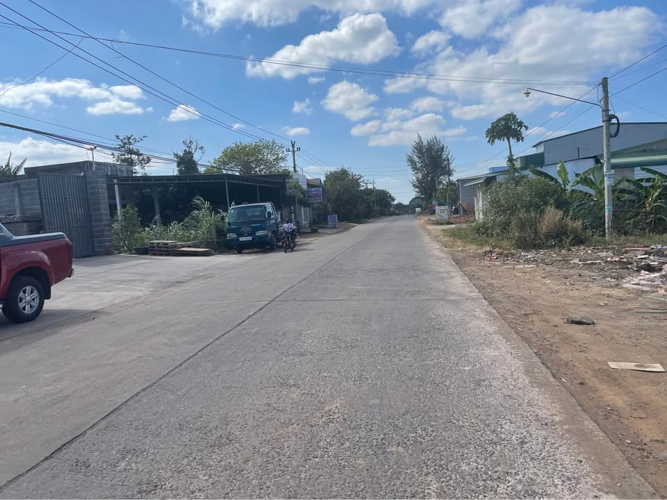 Mặt tiền kinh doanh thôn 8, BMT 175m² giá 1.6 tỷ - Đầu tư sinh lời ngay!