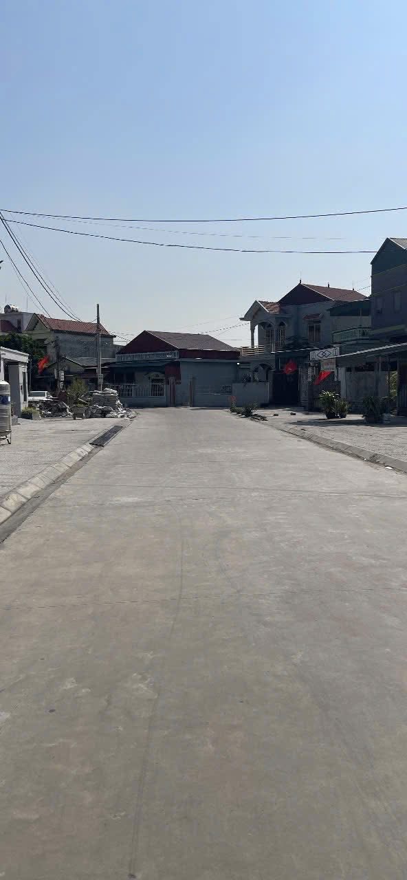 Nhà tái định cư Vĩnh Xuân Mạo Khê 105m² giá 1.8 tỷ - Hướng Tây Nam siêu đẹp!