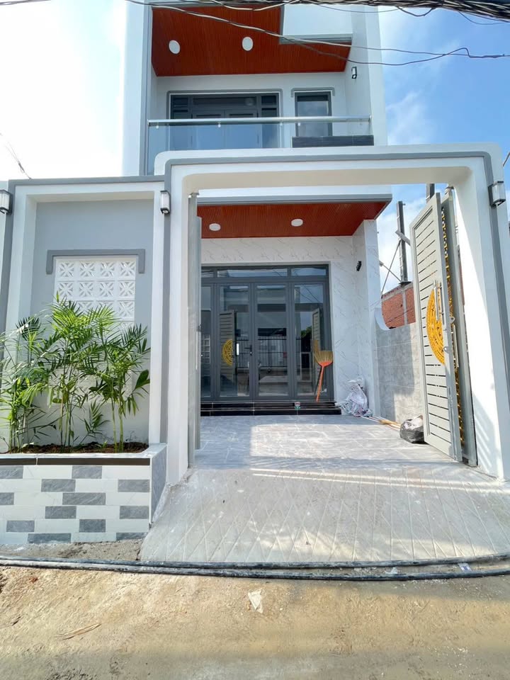 Nhà riêng 4PN tại Cộng Đồng Lộc Hậu, Cần Giuộc 82m² giá 2.35 tỷ - Sổ hồng riêng, thương lượng!