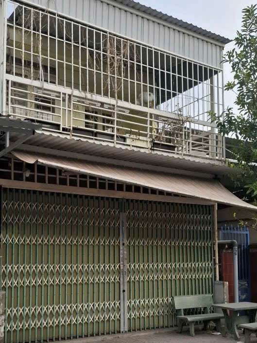 Nhà mặt tiền đường Thạnh Xuân, Quận 12, 110m² - Kinh doanh lý tưởng chỉ 11 triệu!