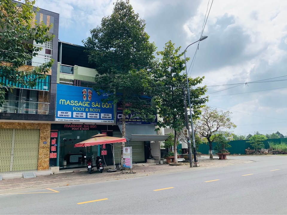 Nhà mặt tiền Phan Đình Phùng 250m² giá 13.5 tỷ - Cơ hội đầu tư hấp dẫn!