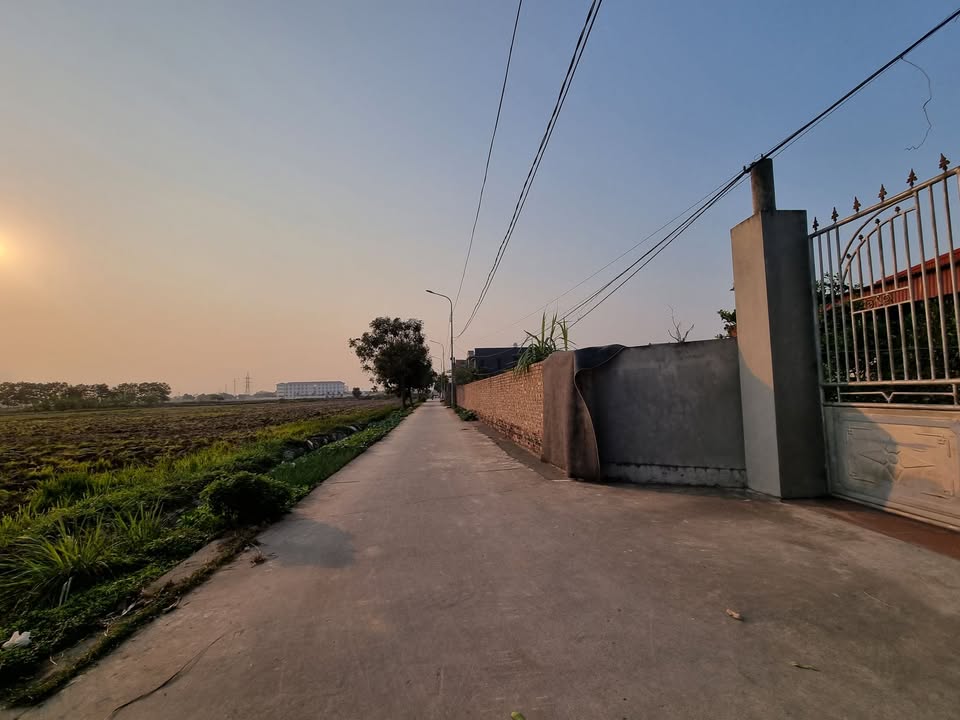 Nhà bán Phường Bồng Lai, Thị xã Quế Võ 408m² giá 1.x tỷ - Sổ hồng chính chủ!