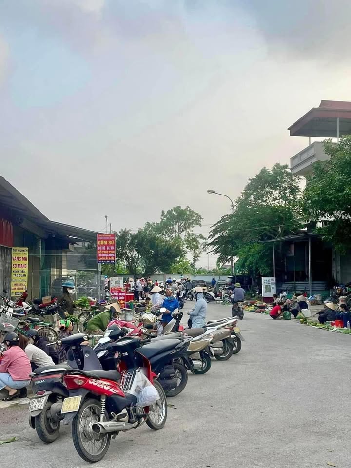 Đất mặt chợ Nông Lâm, Việt Yên, Bắc Giang 141m² giá 4 tỷ - Kinh doanh sầm uất!