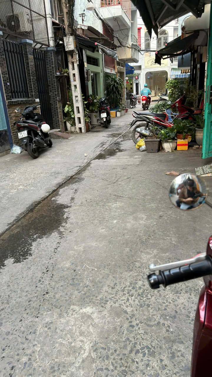 Nhà phố Trần Văn Quang, Tân Bình 36m² giá 4.1 tỷ - An ninh và tiện ích đầy đủ!