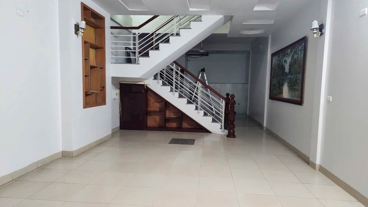 Nhà 3 tầng Trịnh Khả, Phường Đông Vệ 100m² giá 6 tỷ - Cơ hội đầu tư sinh lời!