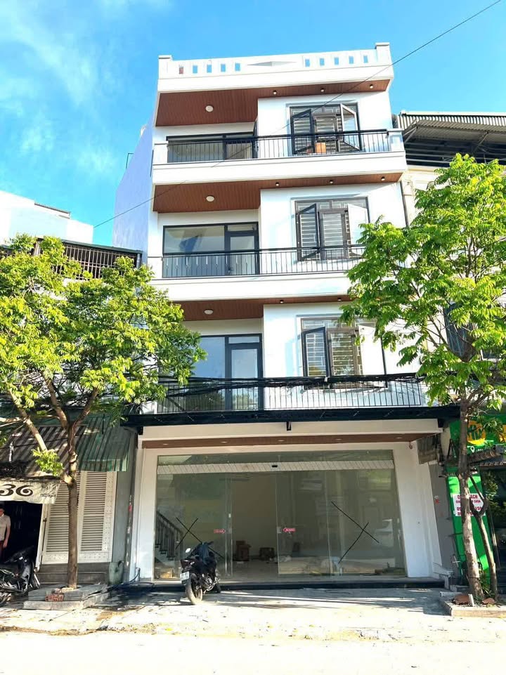 Nhà phố cho thuê đường Trường Thi 260m² - Mặt tiền kinh doanh siêu lợi nhuận!